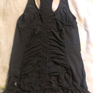 Lululemon tan top size 6